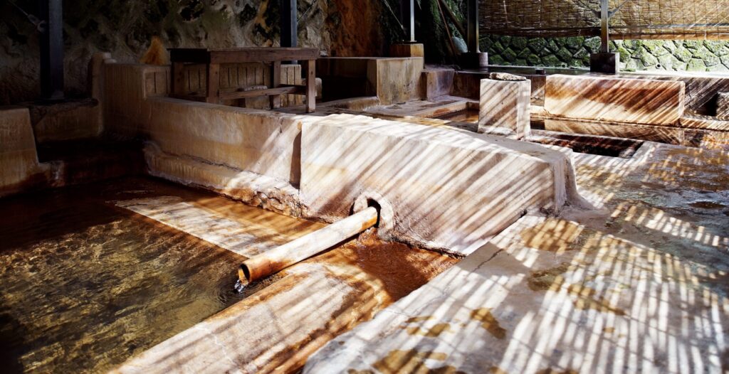 出典元:忘れの里雅叙苑公式サイトより:貸切風呂「うたせ湯・ラムネ湯」