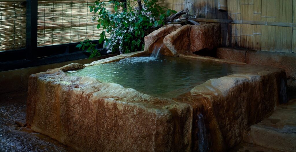 出典元:忘れの里雅叙苑公式サイトより/建湯